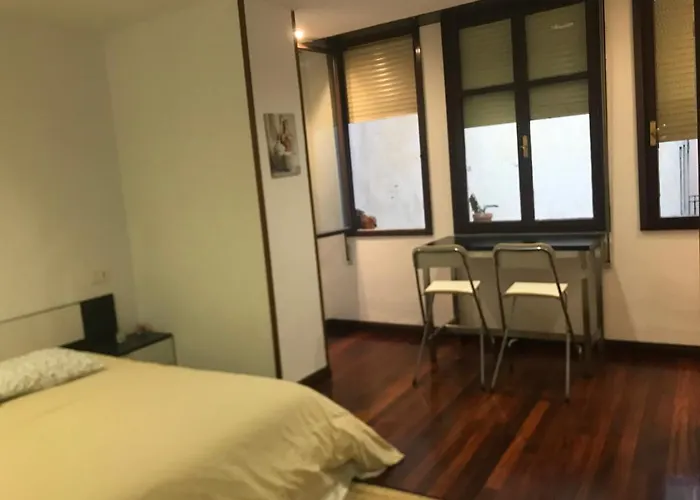 Apartamento En Pleno Centro Catedral 1D