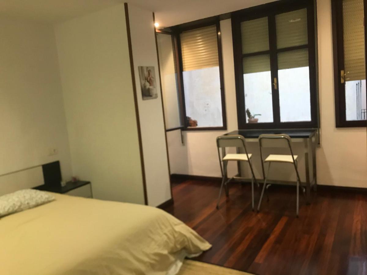 Apartment En Pleno Centro Catedral 1d